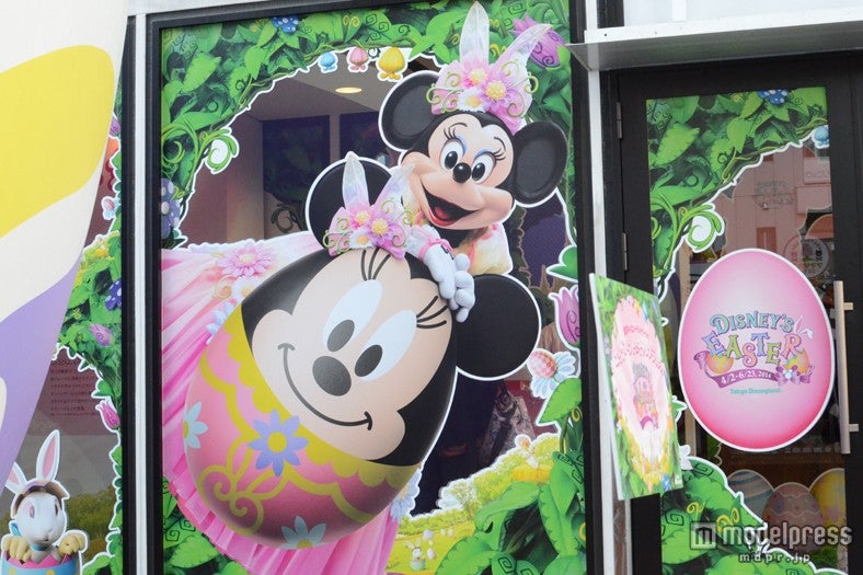 ブースは「ディズニー・イースター」仕様／ミニー