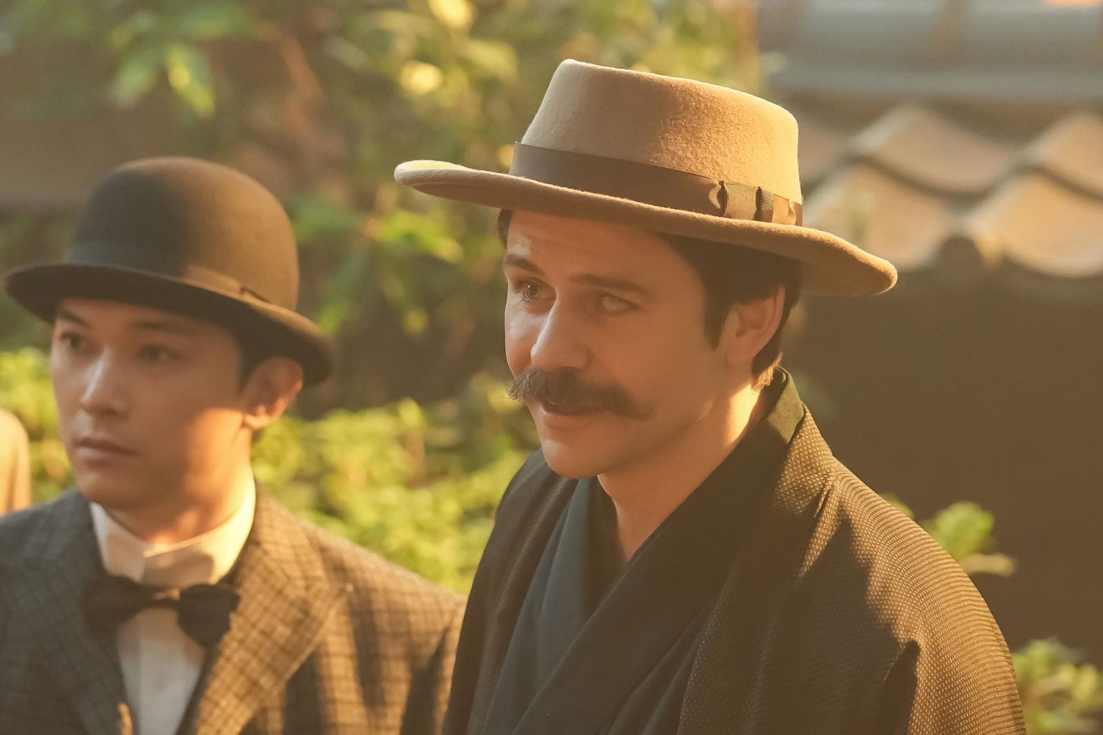 吉沢亮、トミー・バストウ「ばけばけ」第88話（C）NHK