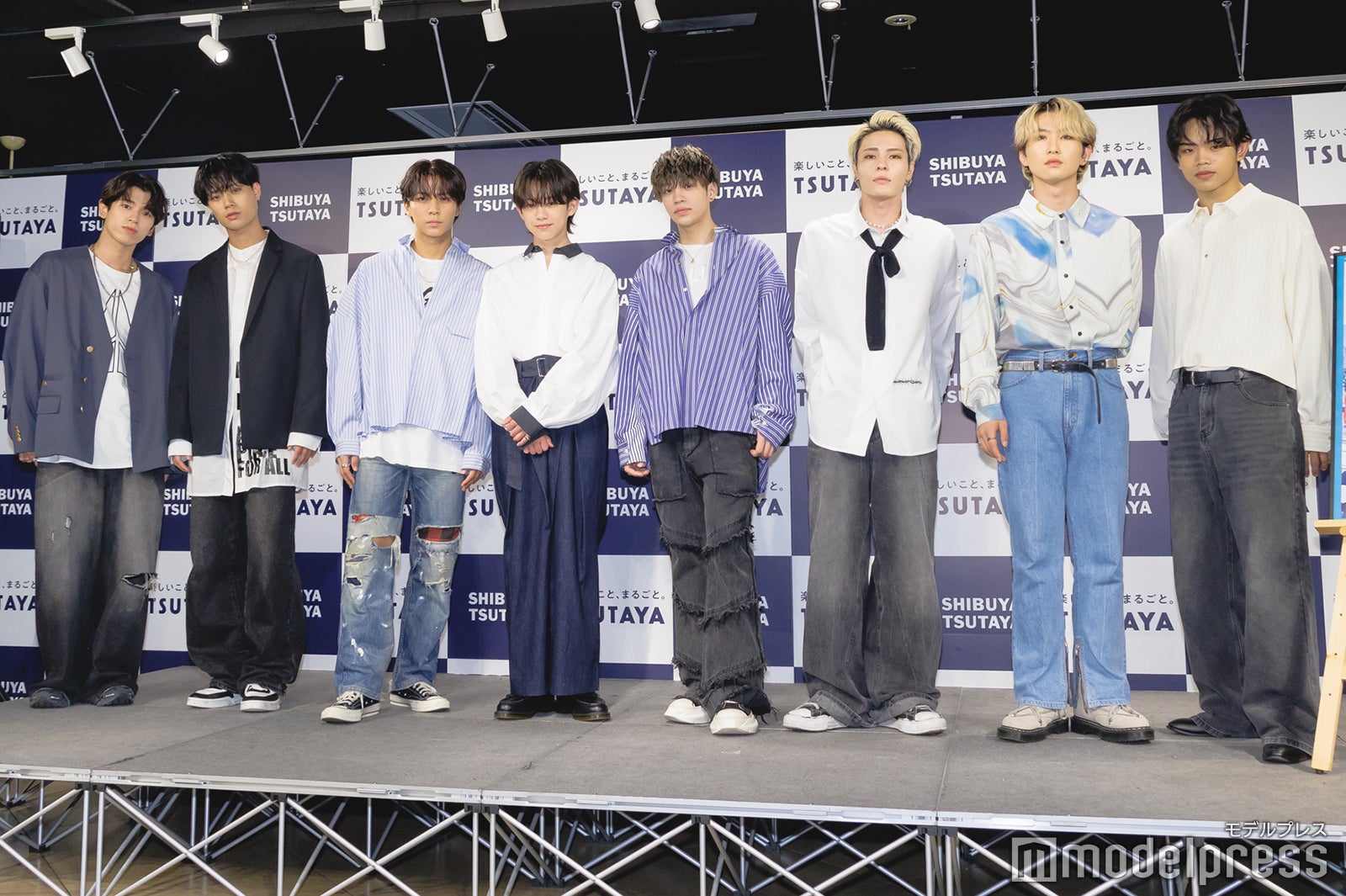 LDHの新世代“NEO EXILE”4組、デビュー前に体脂肪率1ケタ記録・普段から“ほっぺたブチュー”…素顔明かす