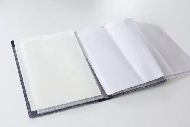 ダイソー ポケットファイル(6+1、A5) ダイソーのコンパクトなポケットファイル(6+1、A5)