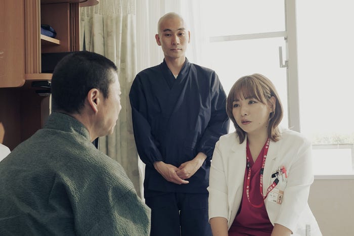 大友律、野呂佳代「アンメット ある脳外科医の日記」第5話より(C)カンテレ