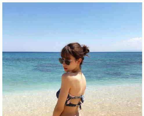 藤井サチ、水着姿で美ヒップライン披露 抜群ボディの作り方は?