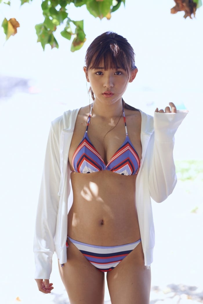 浅川梨奈(画像提供:avex)