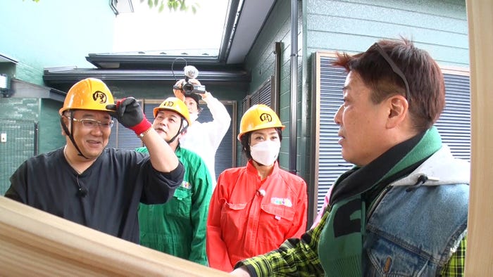 (左から)伊達みきお、富澤たけし、片平なぎさ、坂上忍(C)フジテレビ