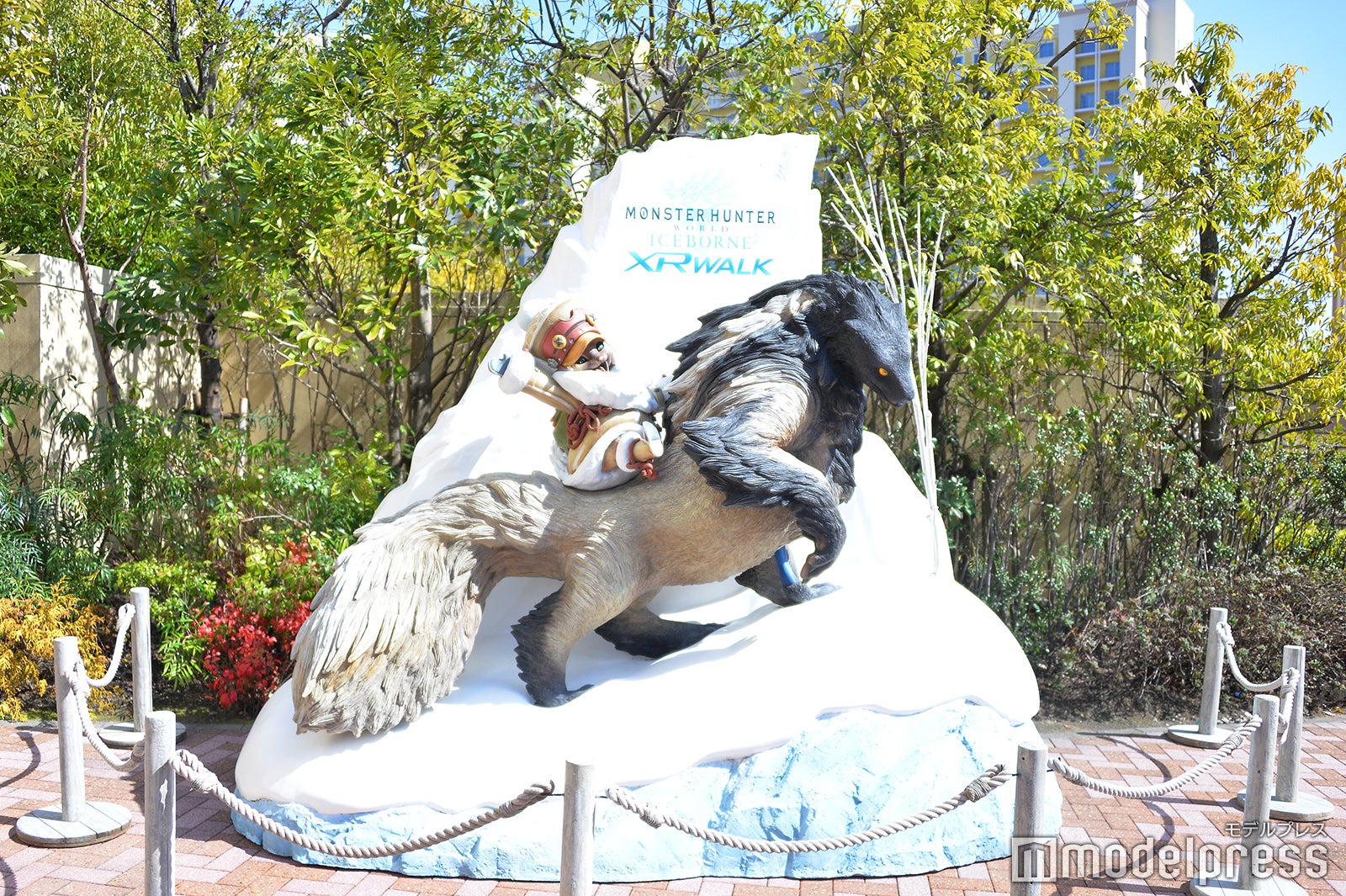 （C）モデルプレス