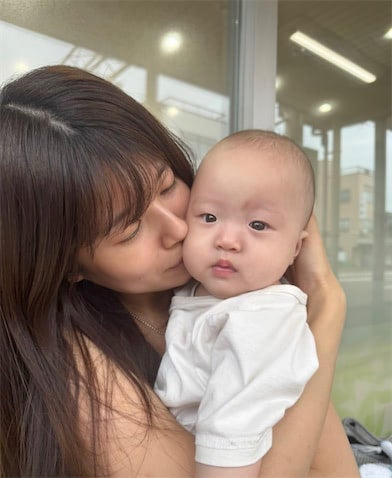 小林礼奈、生後半年の次女が‟人生初の風邪”に「ご飯作り気力が最近なくて」と本音吐露