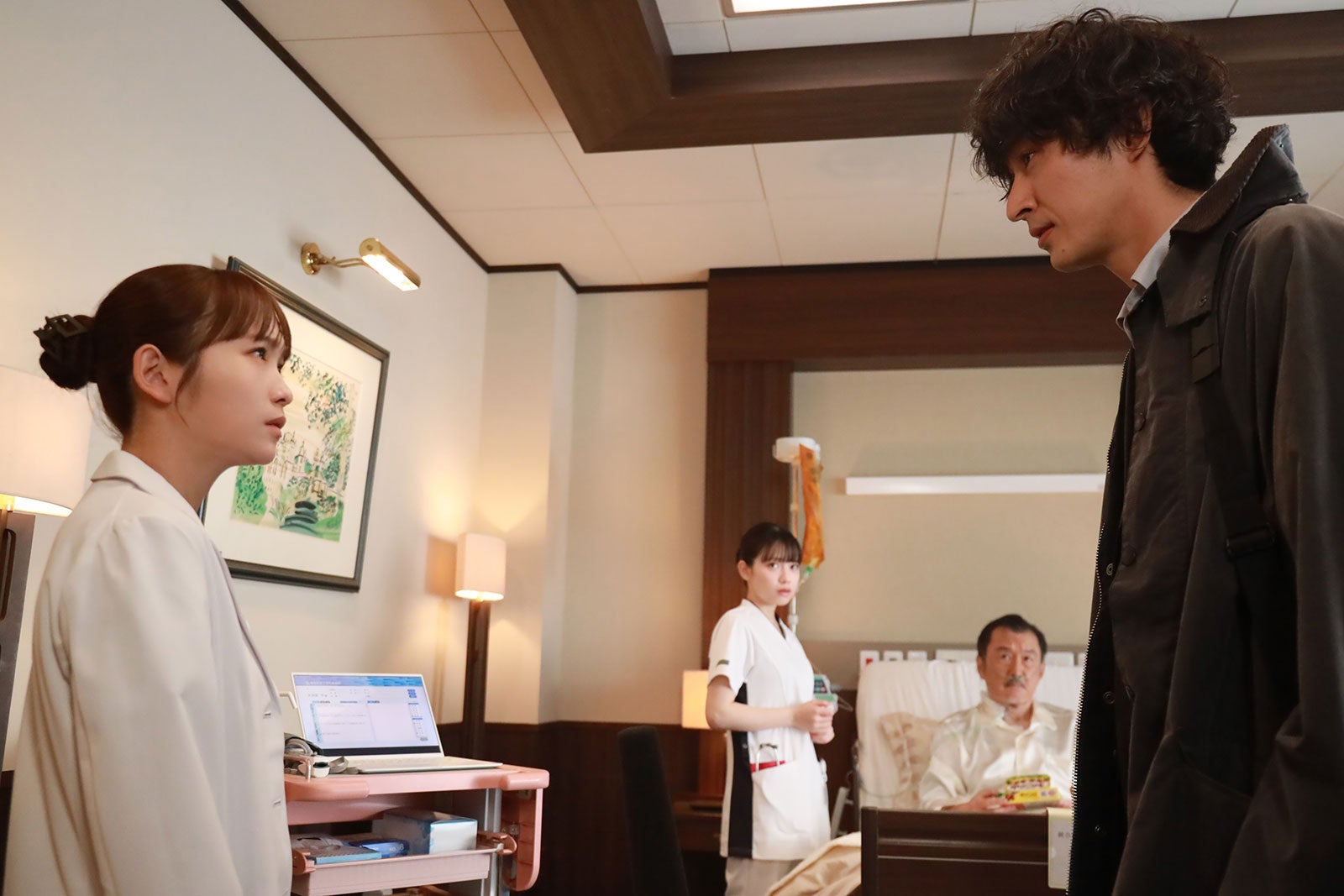 川栄李奈、上杉柊平（C）日本テレビ