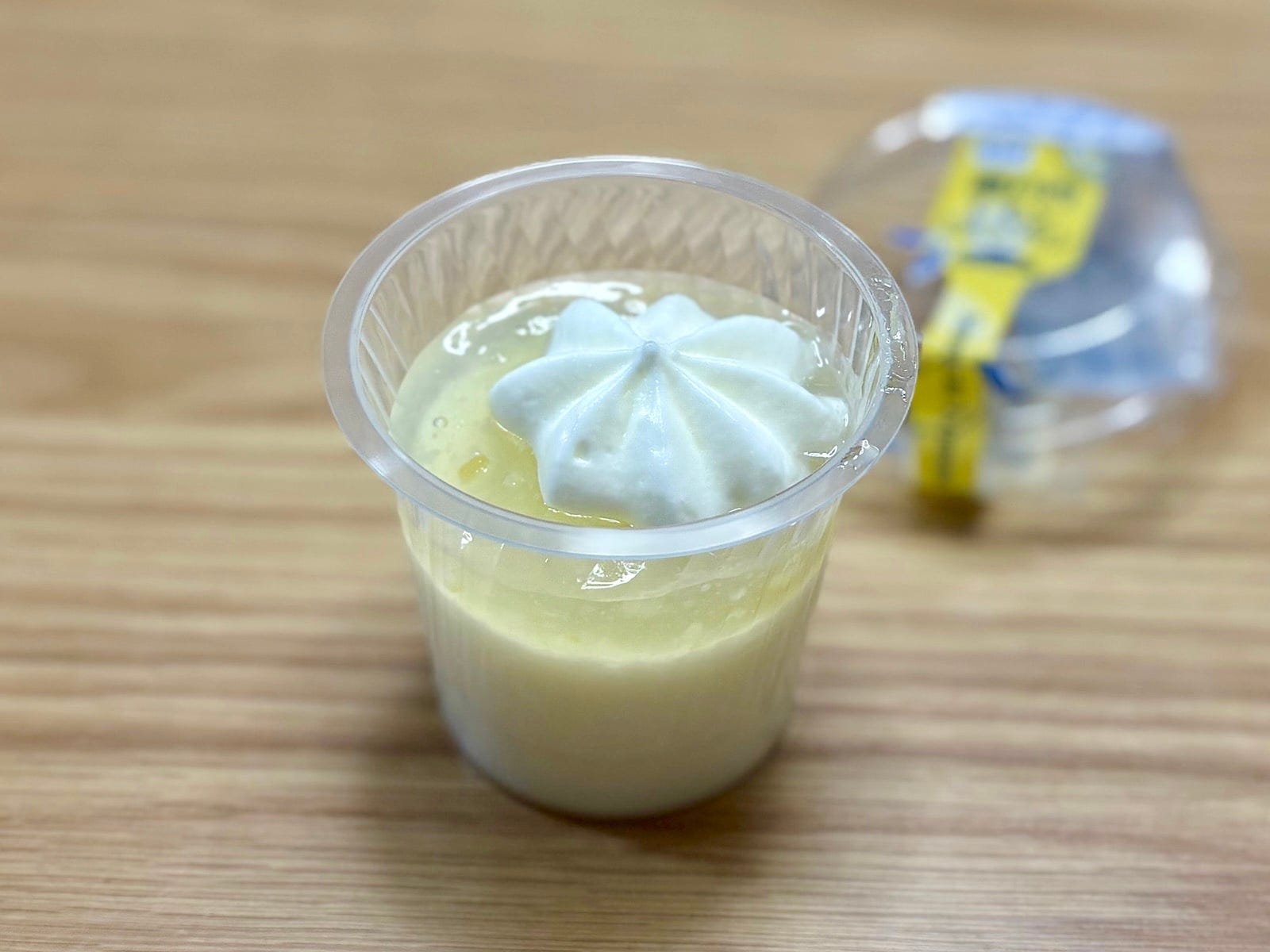 ふたを開けた瞬間、瀬戸内レモンの爽やかな香りが!