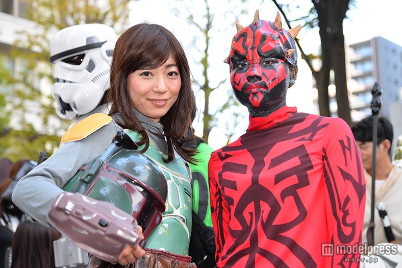 ハロウィンの川崎に「スター・ウォーズ」コスプレイヤー100人集結