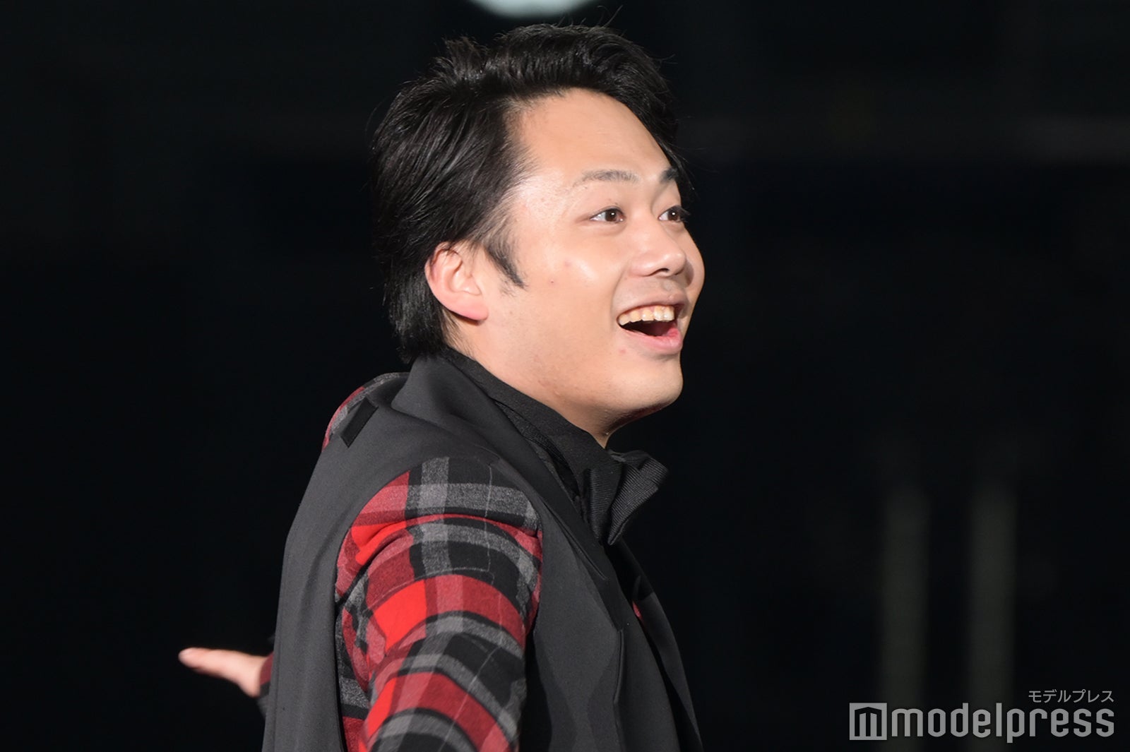 シルクロード（C）モデルプレス