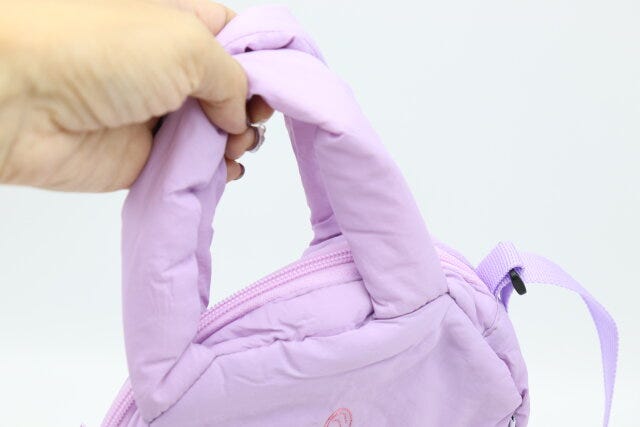 ショルダーバッグ（ヤングオイスター）　持ち手