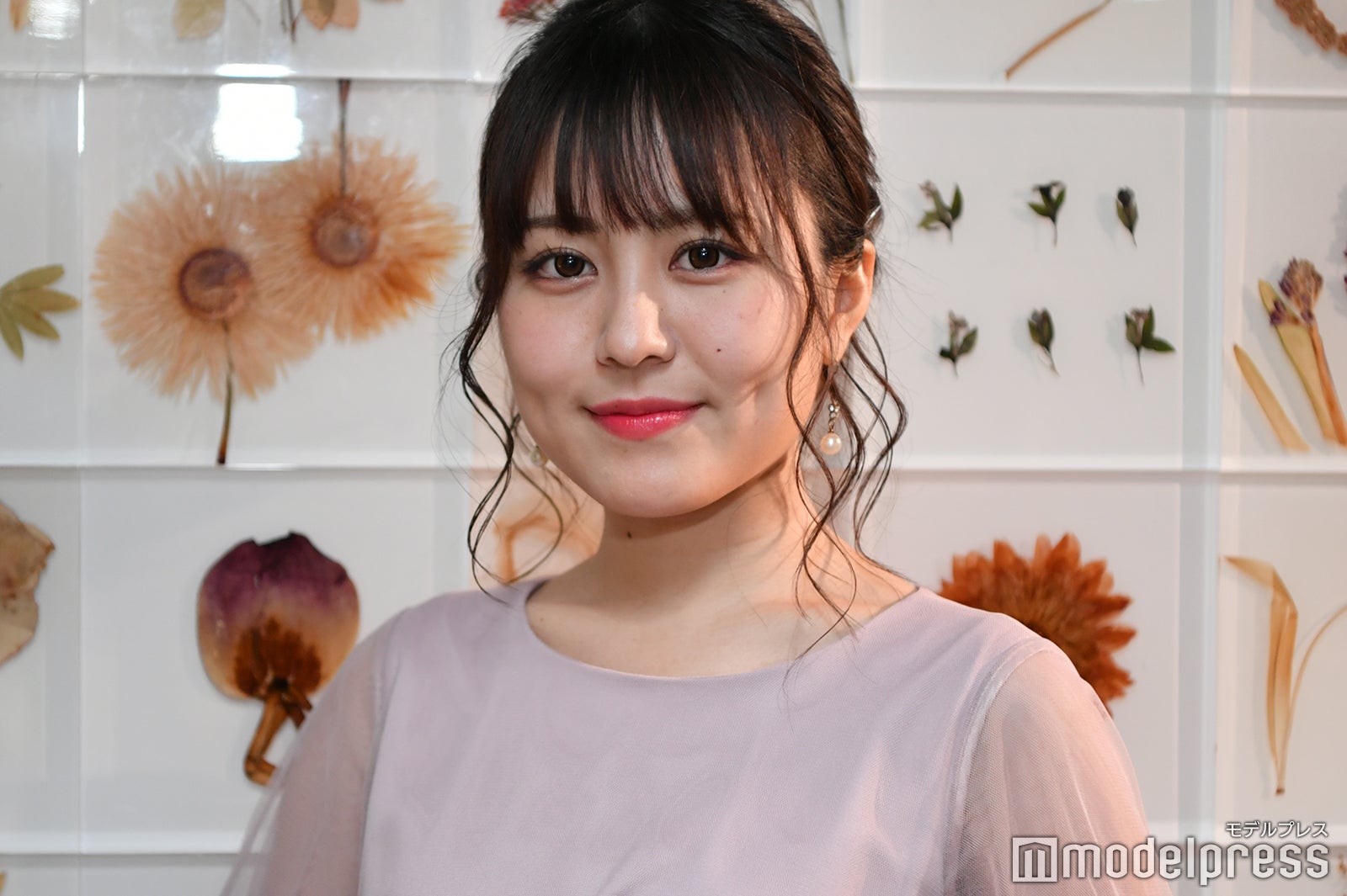 與那城亜美さん（C）モデルプレス