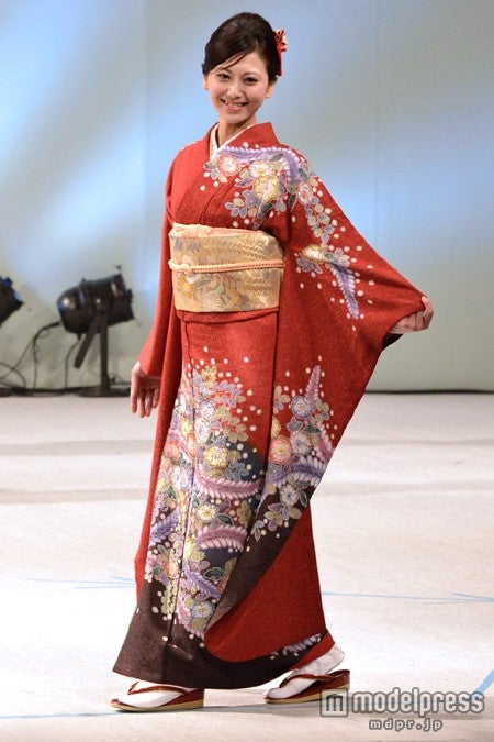 2013年「きものクイーンコンテスト」の様子