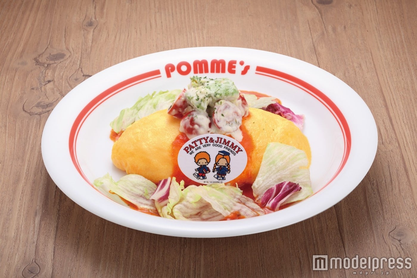 アボカドとトマトのイタリアンソースオムライス／画像提供：ポムフード