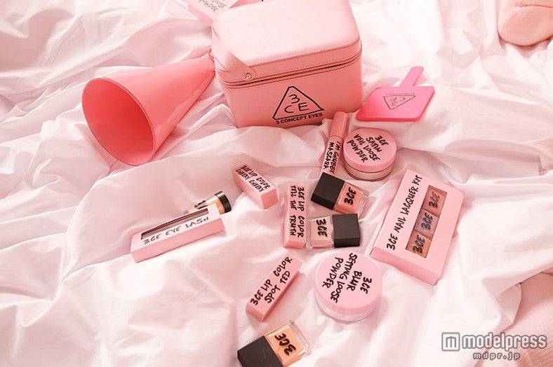 「3 CONCEPT EYES」