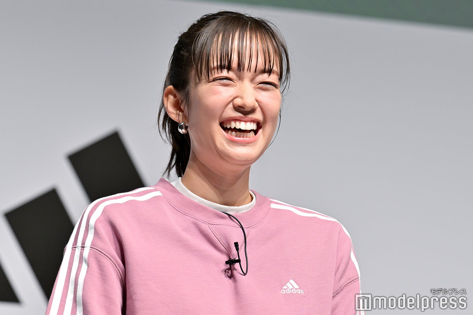 佐藤栞里（C）モデルプレス