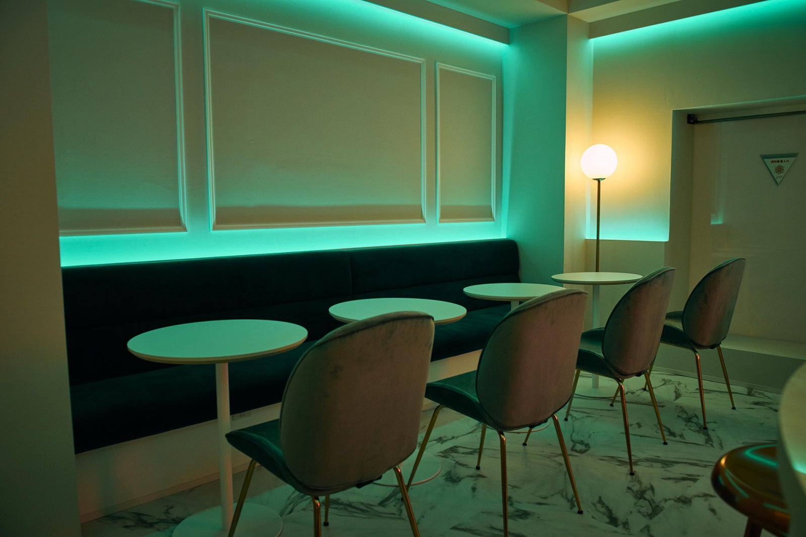 カフェスペース／麻雀カフェ「chun.」内観（提供写真）