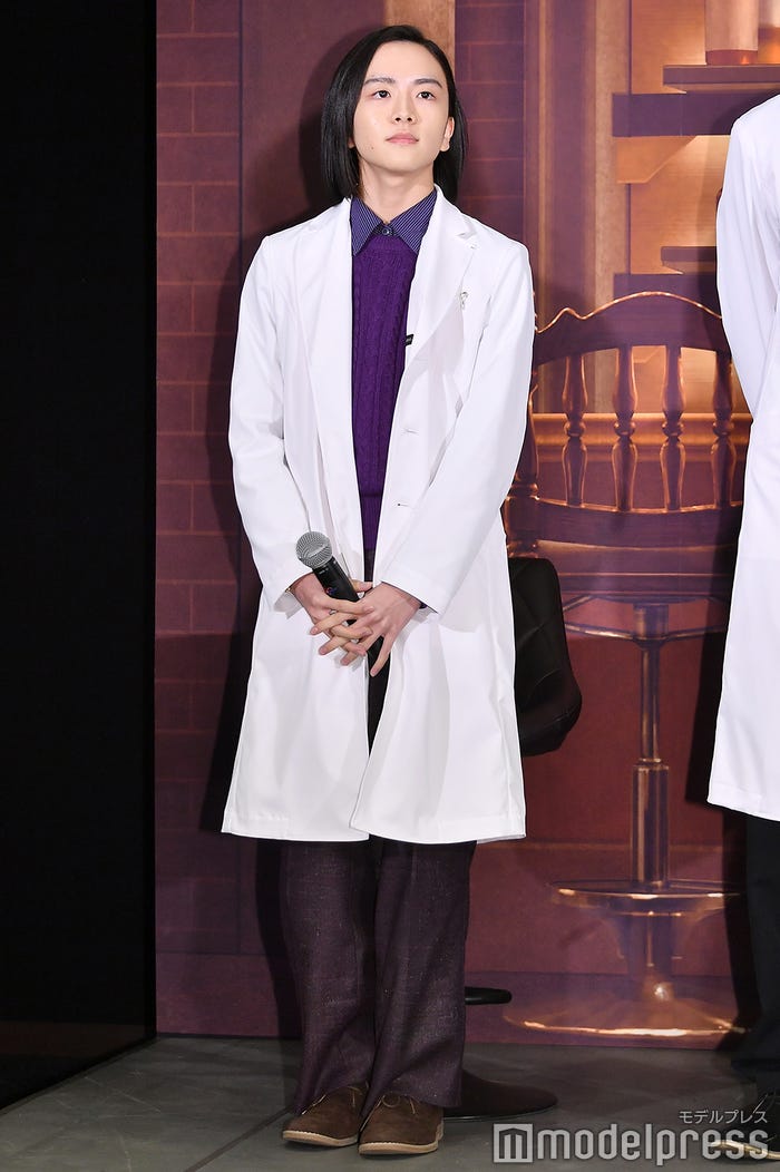 板垣李光人/「神酒クリニックで乾杯を」(C)モデルプレス