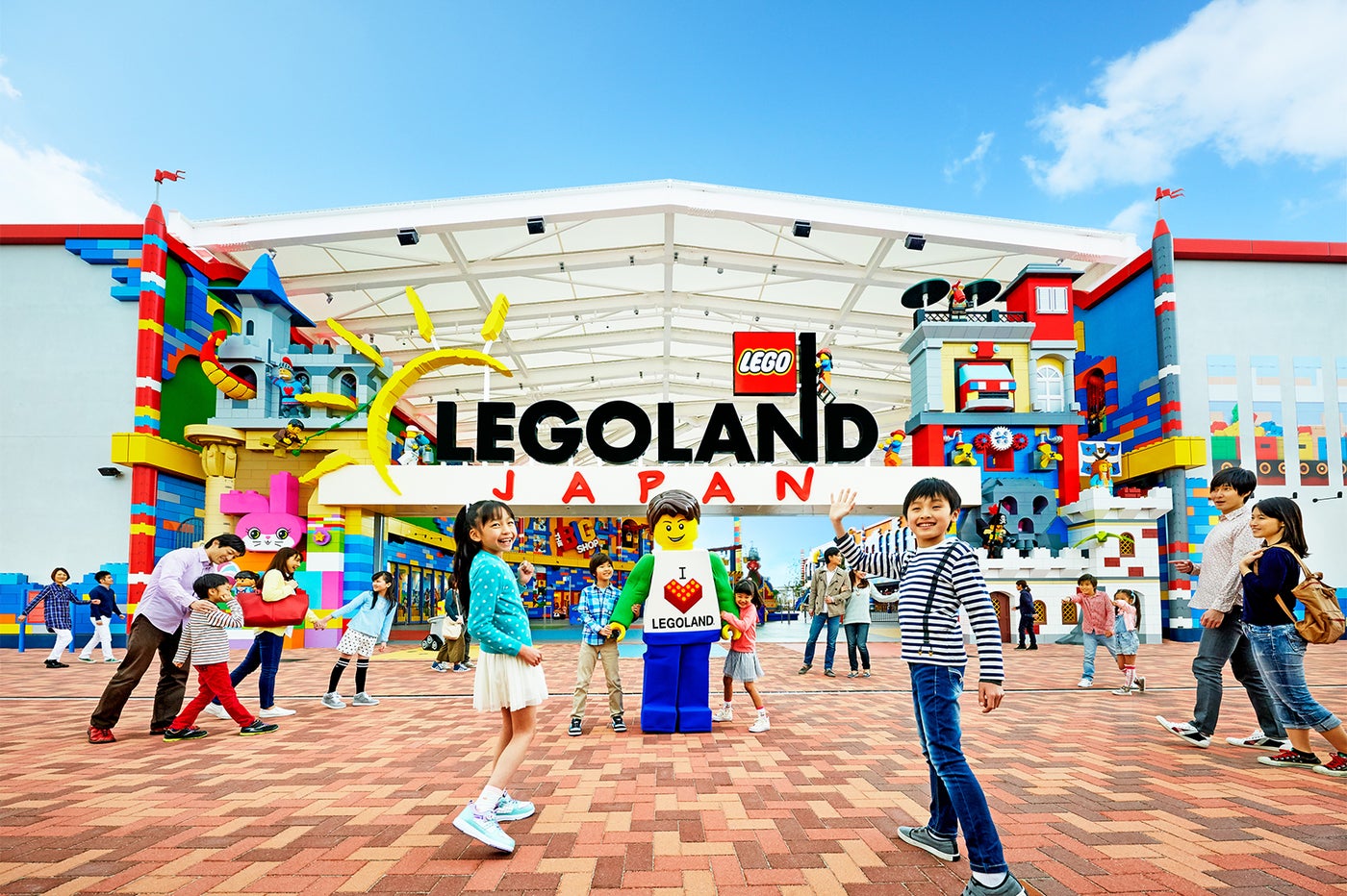 「レゴランドジャパン」エントランス／画像提供：LEGOLAND Japan