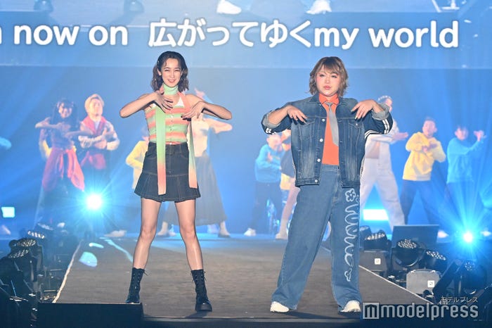 藤井サチ、りんごちゃん(C)モデルプレス