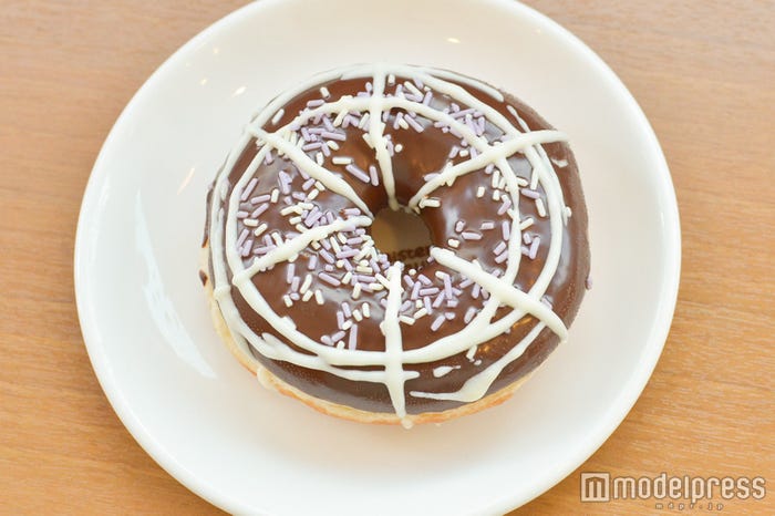 スパイダーチョコリング(C)モデルプレス