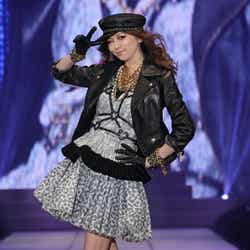 トップバッターを飾った香里奈(C)TGC 2013 S/S