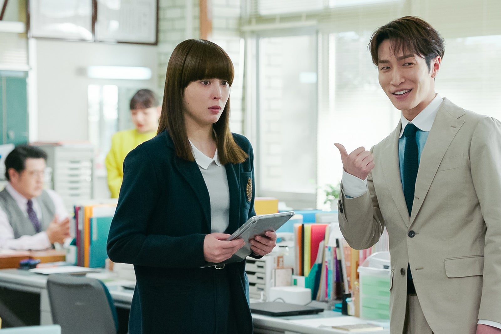 【なんで私が神説教 第1話】静（広瀬アリス）、いきなり高校教師に