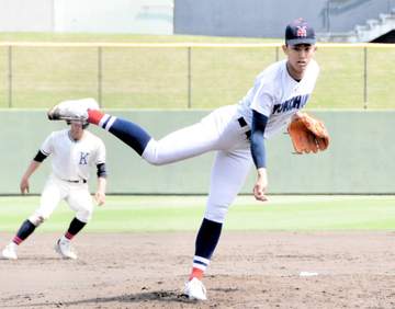 横浜・織田 センバツ以来初登板で8回2失点 血まめもなんの「まだ成長できる」