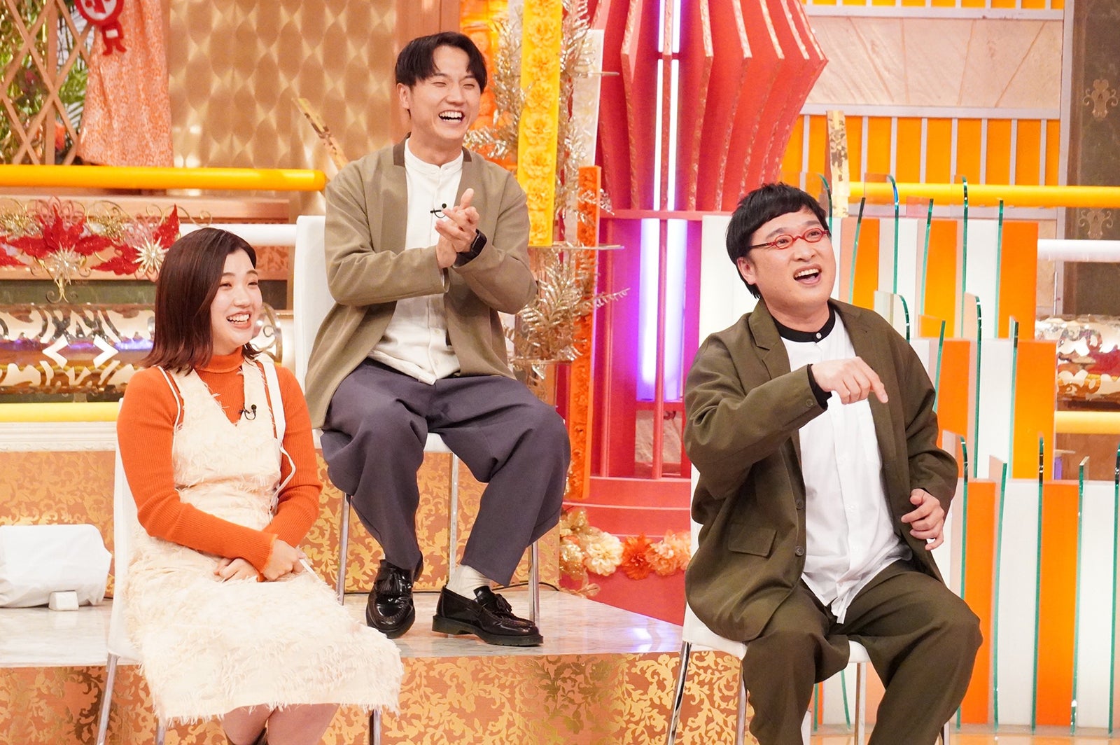 福田麻貴、西野創人、山里亮太（C）フジテレビ