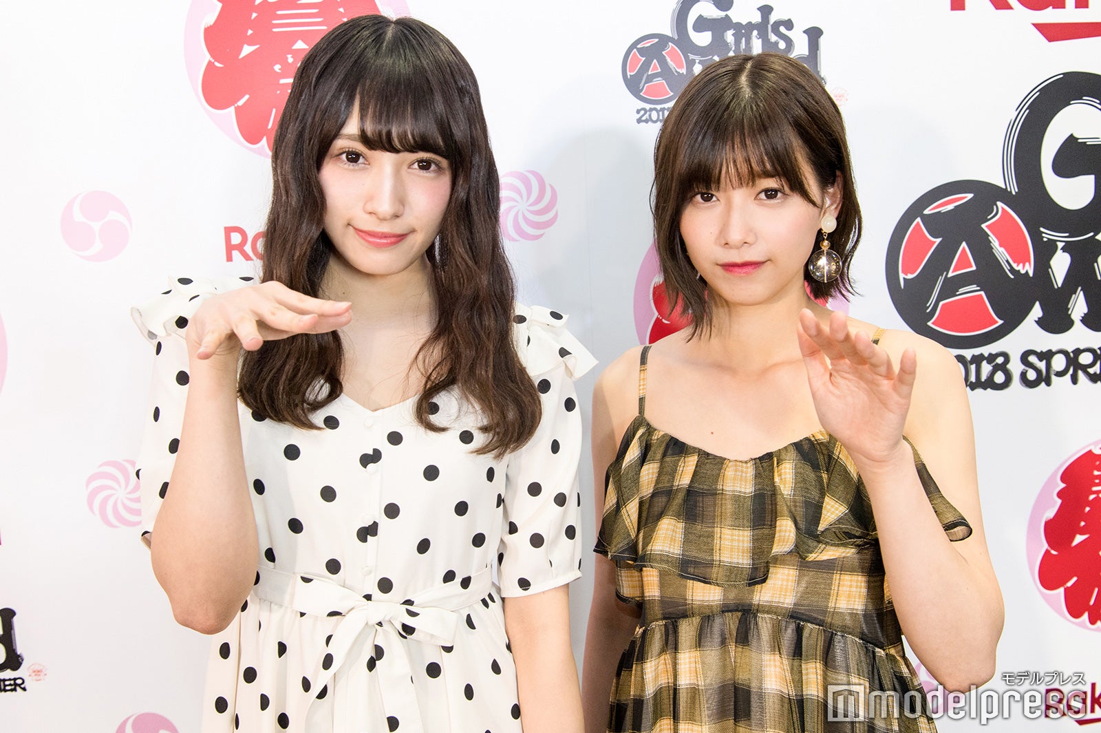 謎の動きはまだしているそう。取材が終わってお別れの挨拶として再びやってくれました。（C）モデルプレス