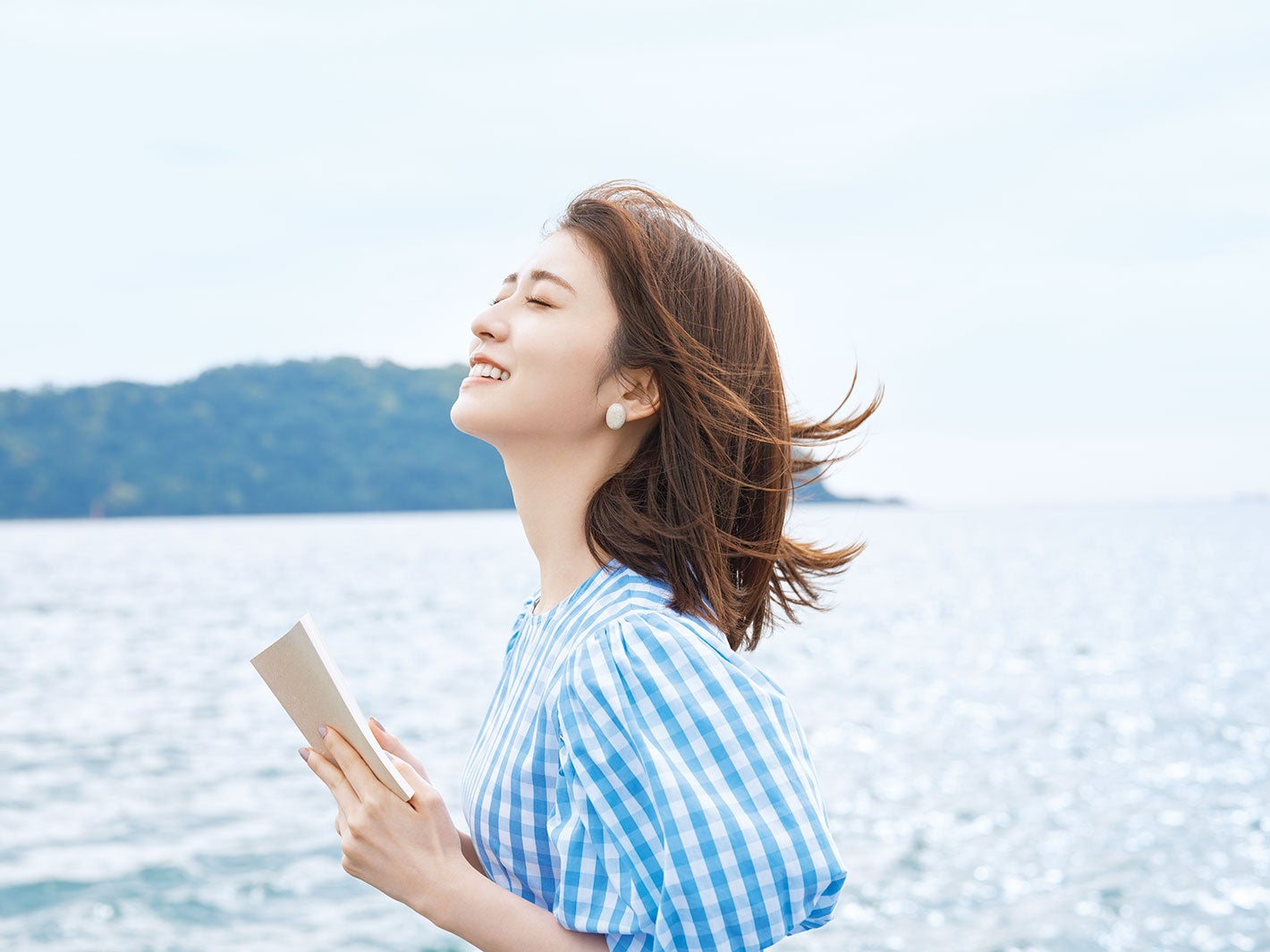 長濱ねる／幻冬舎文庫フェア「心を運ぶ名作100」フォトサンプル（提供写真）