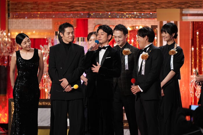 妻夫木聡ら(写真提供:東京写真記者協会)