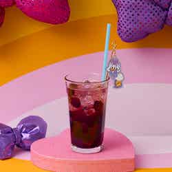 <Daisy>グレープソーダ税込990円(C)Disney