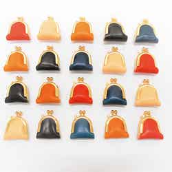 雑貨部門新人賞:栃木レザー小さながま口財布 1,004円(税込)