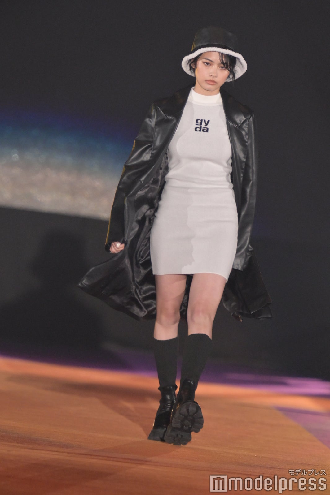 （C）モデルプレス