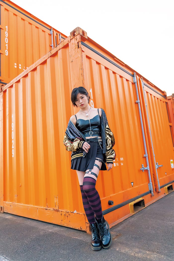 加賀楓3rd写真集「メープルシュガー」より/撮影:根本好伸(画像提供:ワニブックス)