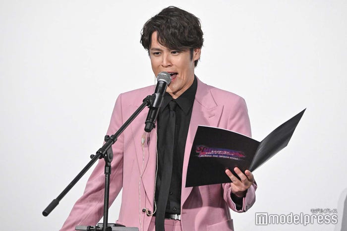 公開生アフレコに挑戦する宮野真守(C)モデルプレス