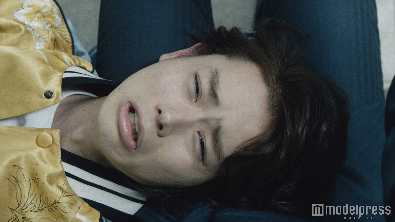 菅田将暉／「オトコのネット予約-母さん」篇より