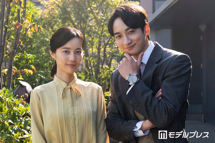 生田絵梨花、小関裕太(C)モデルプレス