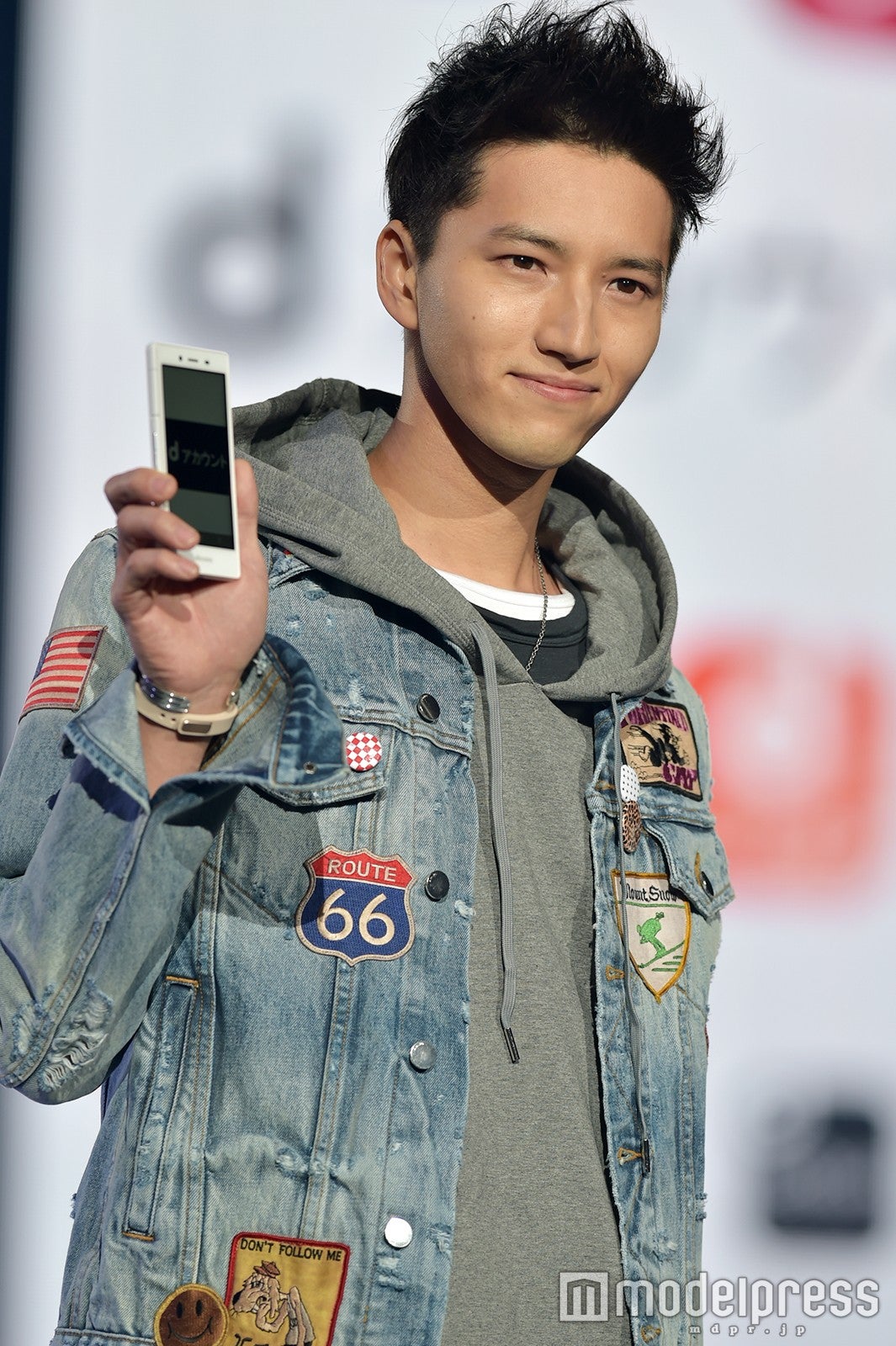 田口 淳之介、KAT-TUN脱退後初の公の場 神戸サプライズ降臨に会場騒然＜神コレ2017S／S＞