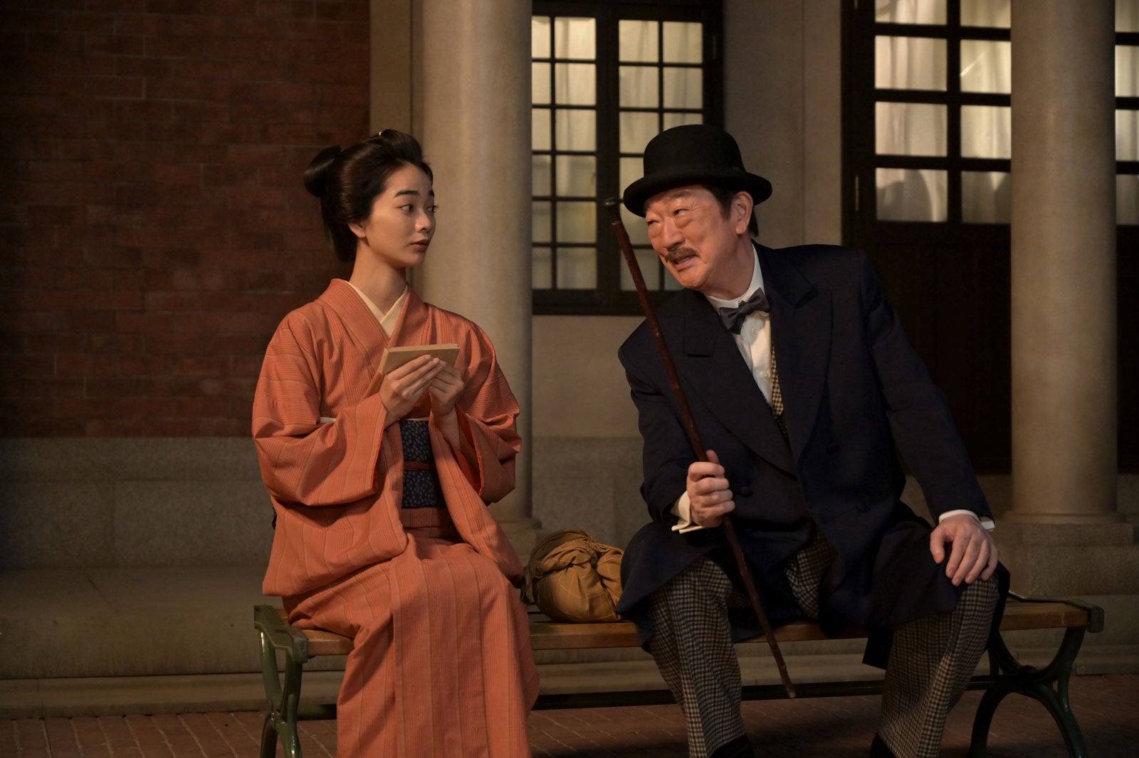 見上愛、坂東彌十郎「風、薫る」第10話（C）NHK