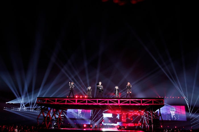 AAA(画像提供:avex)