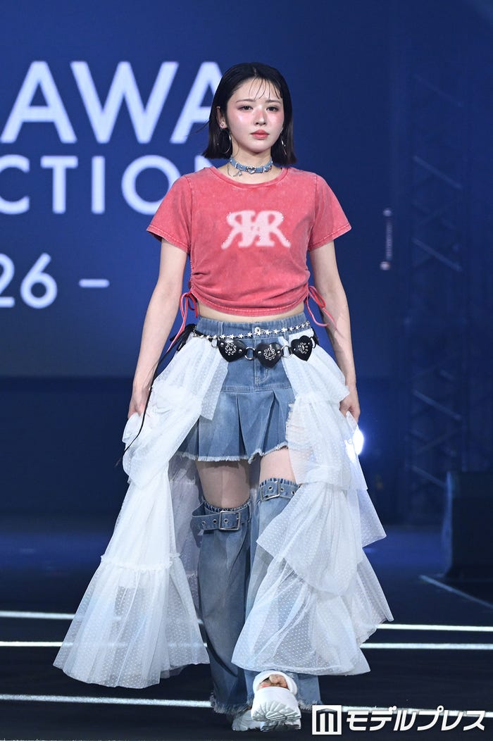 鎮西寿々歌(C)モデルプレス
