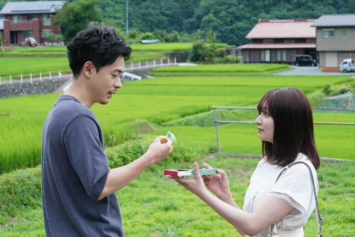 【降り積もれ孤独な死よ 第4話】冴木、“顔に傷がある男”と対面 蒼佑からのヒントで灰川の過去が少しずつ明らかに