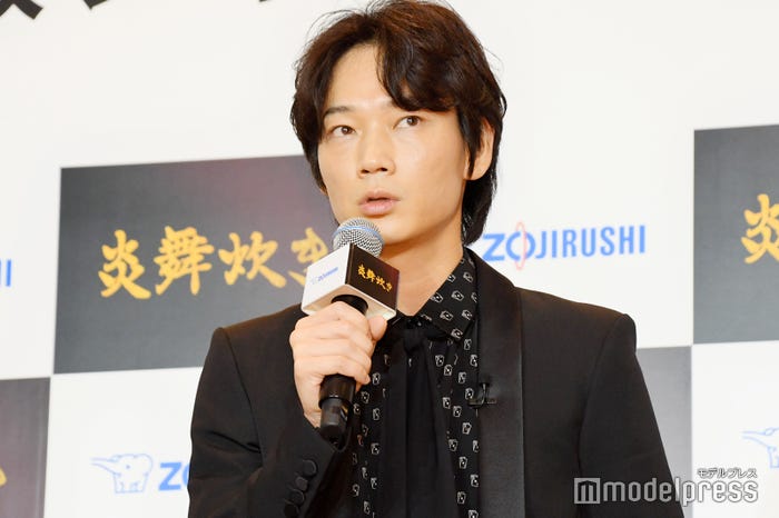 綾野剛(C)モデルプレス