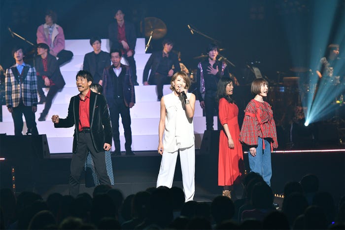 「Act Against AIDS 2018『THE VARIETY 26』」(画像提供:アミューズ)