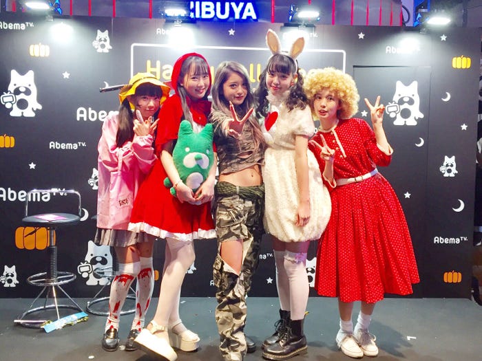(左から)長澤茉里奈、ゆらゆら、みちょぱ、横田真悠、柴田紗希(C)AbemaTV