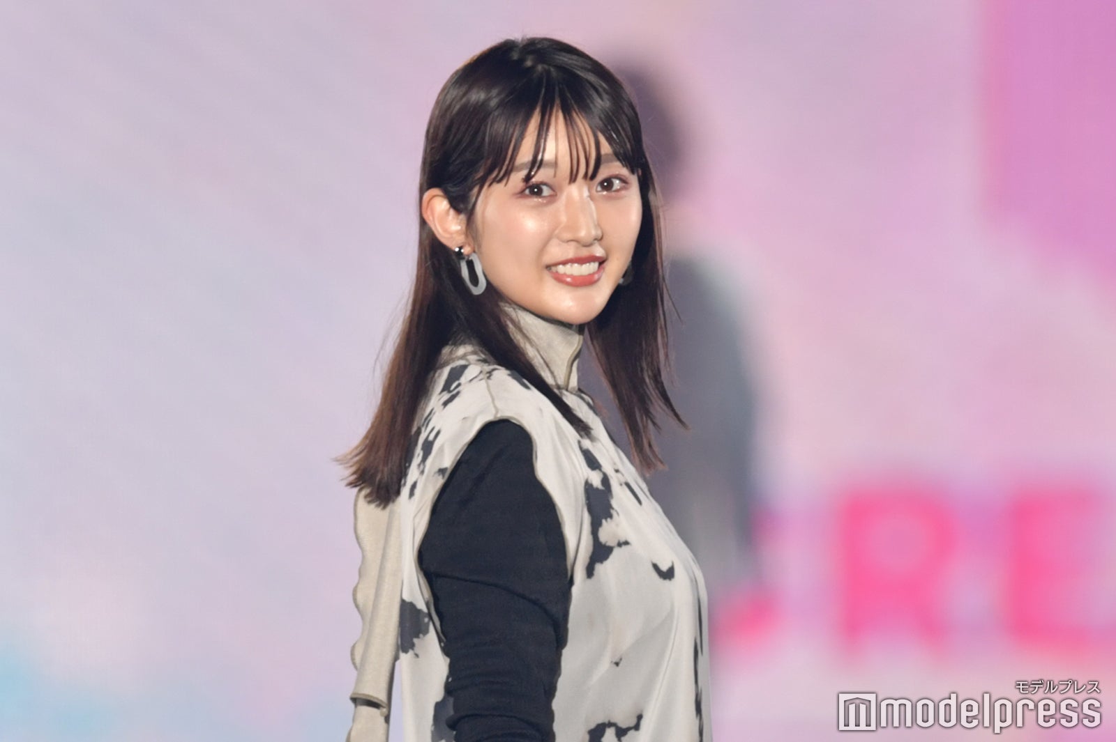 （C）モデルプレス