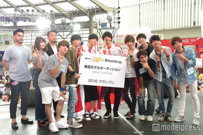 雑誌 Samurai Elo に最年少専属モデル誕生 驚きの特技に会場どよめく モデルプレス 雑誌 Samurai Elo に最年少専属モデル誕生 驚きの特技に会場どよめく モデルプレス
