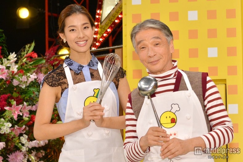 堺正章（右）とすみれ（左）